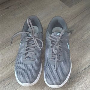 Nike Women’s Size 8.5 Sneaker